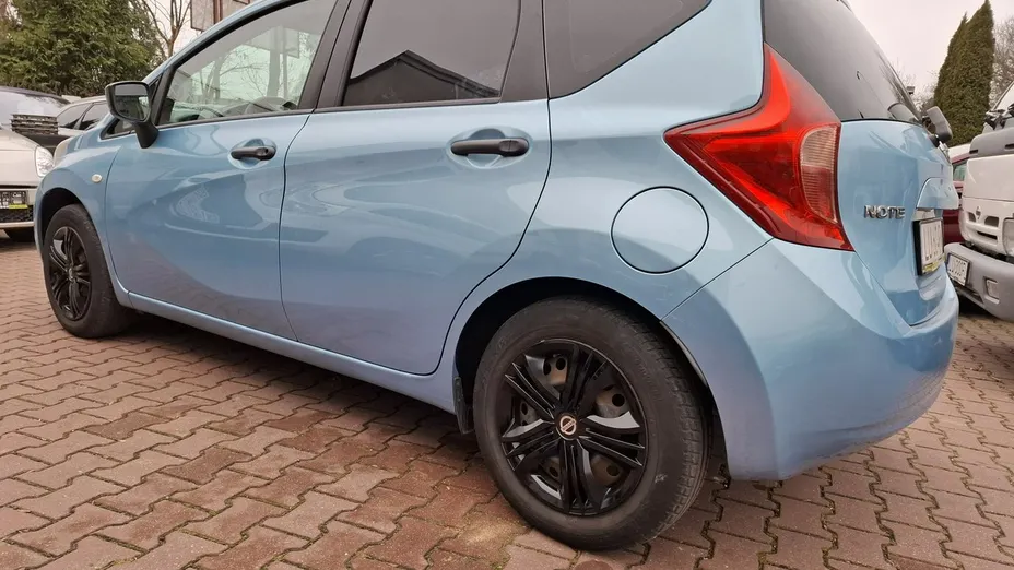 NISSAN Note -