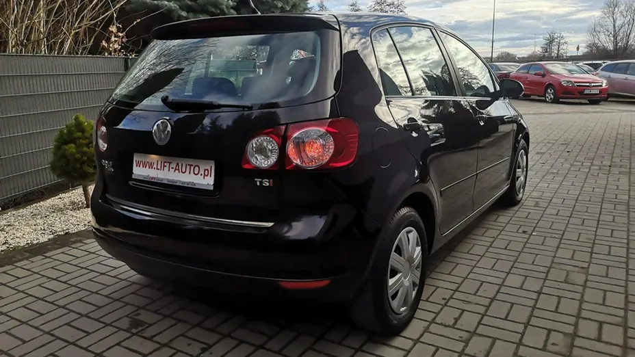 VOLKSWAGEN Golf Plus -