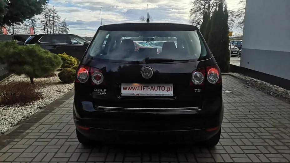 VOLKSWAGEN Golf Plus -