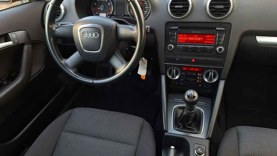 AUDI A3 -