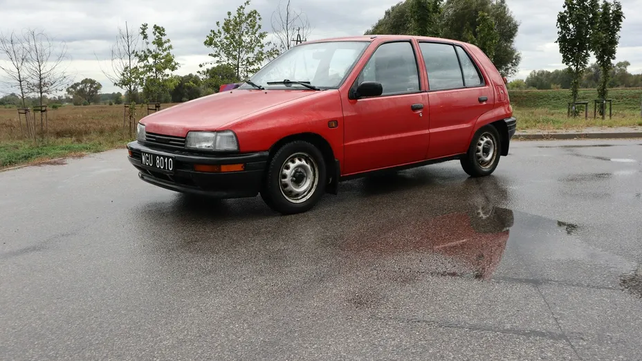 DAIHATSU Charade -