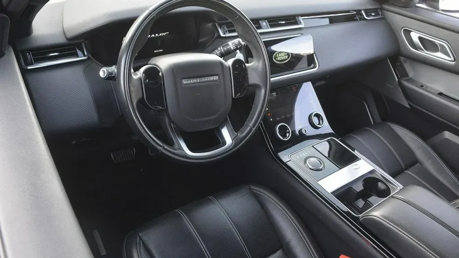 LAND ROVER Range Rover Velar -