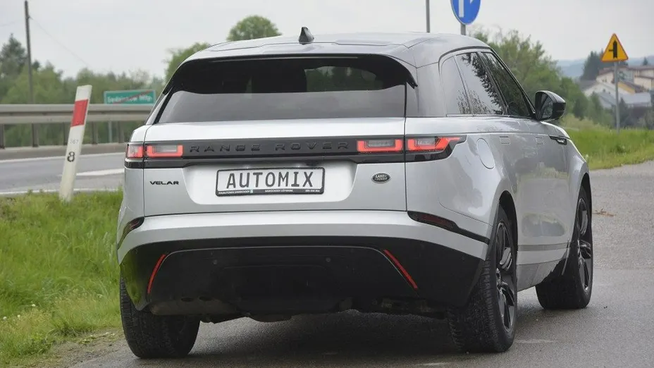 LAND ROVER Range Rover Velar -