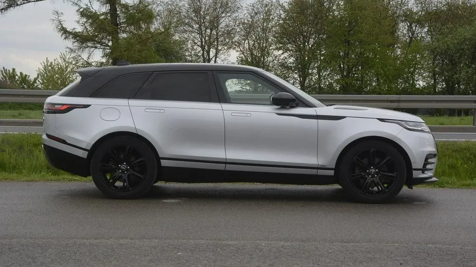 LAND ROVER Range Rover Velar -