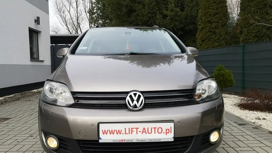 VOLKSWAGEN Golf Plus -