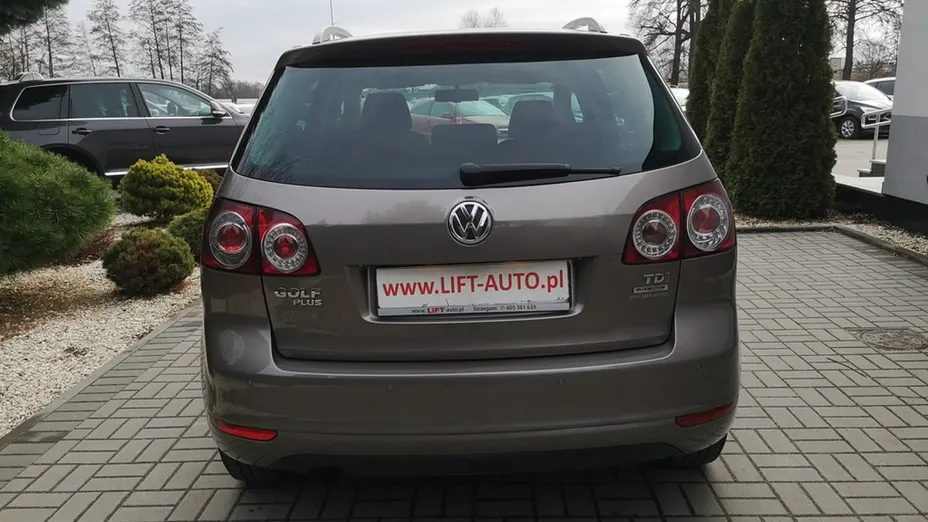 VOLKSWAGEN Golf Plus -