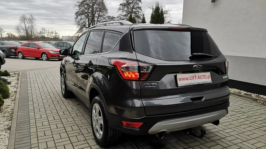 FORD Kuga -