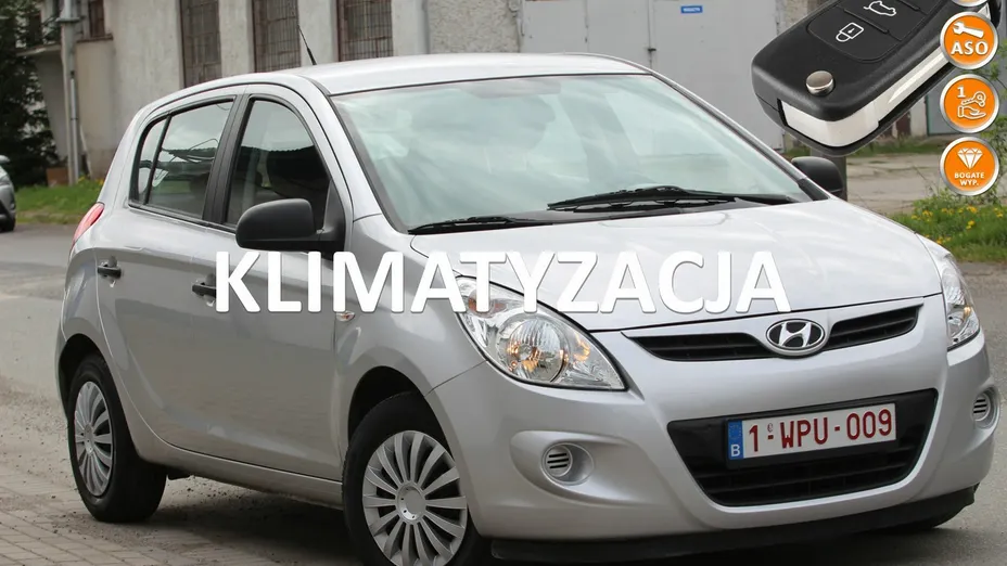 HYUNDAI i20 -