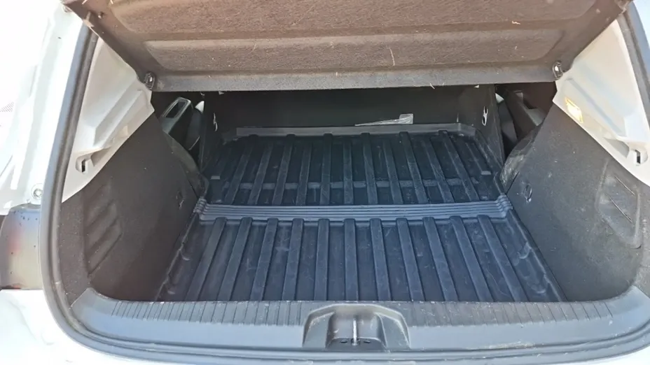 RENAULT Clio -