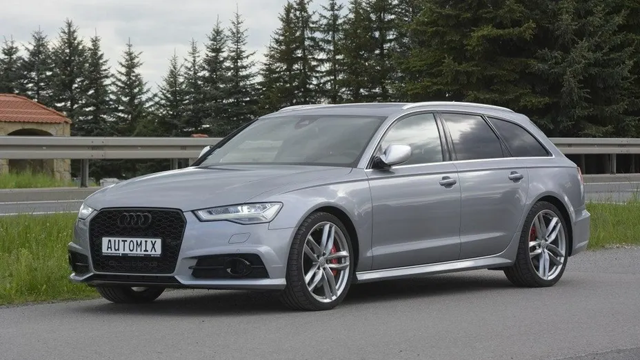 AUDI A6 -