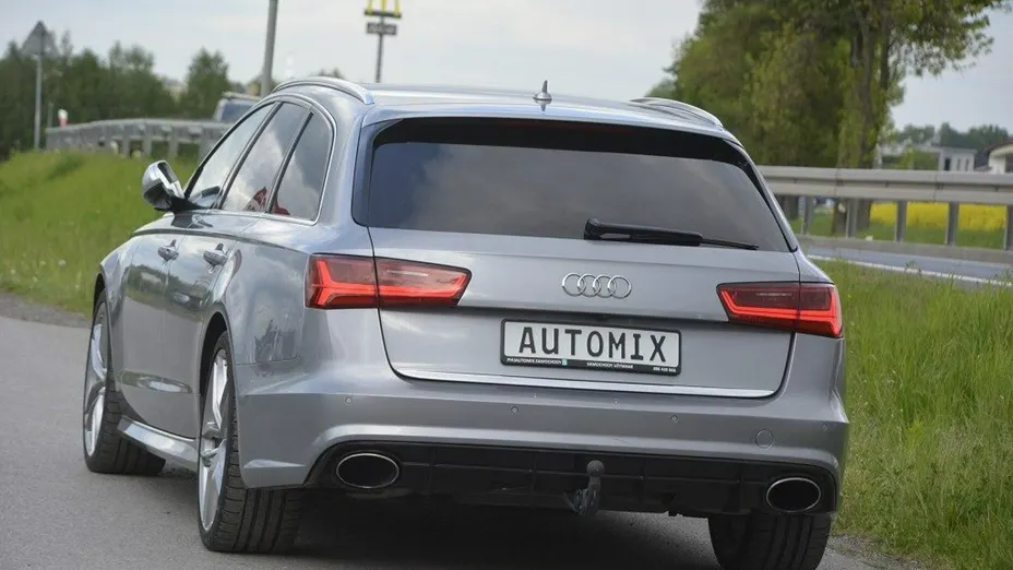 AUDI A6 -