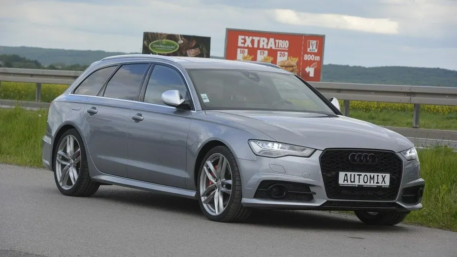 AUDI A6 -