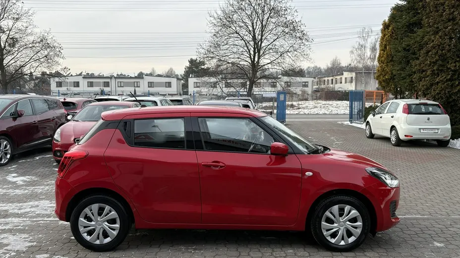 SUZUKI Swift -