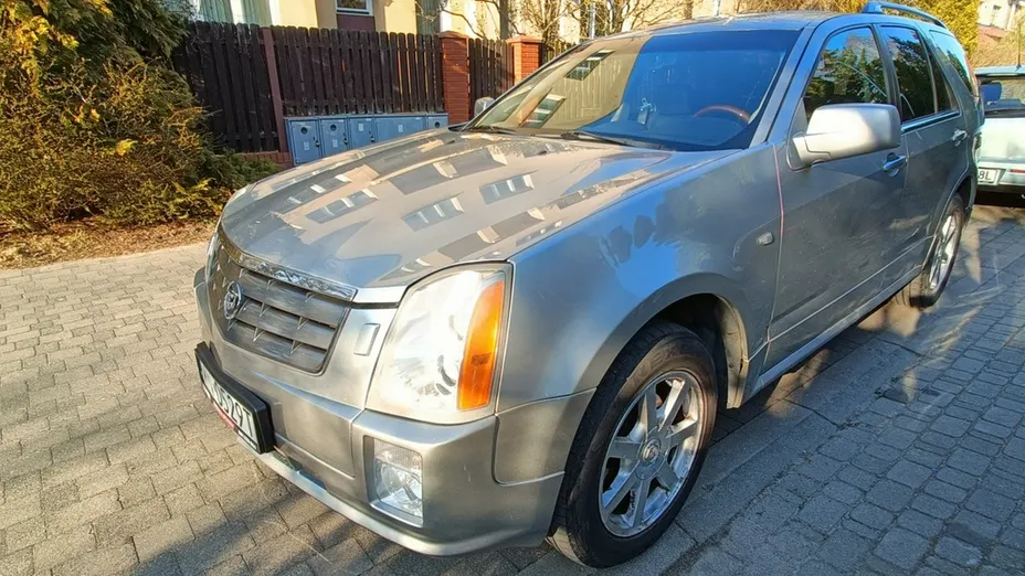 CADILLAC SRX -