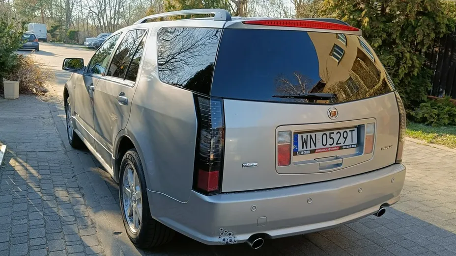 CADILLAC SRX -