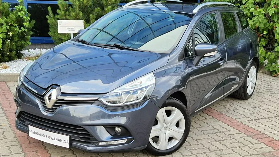 RENAULT Clio -