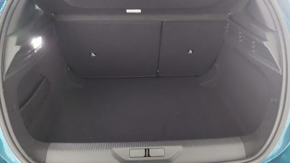 PEUGEOT 308 -