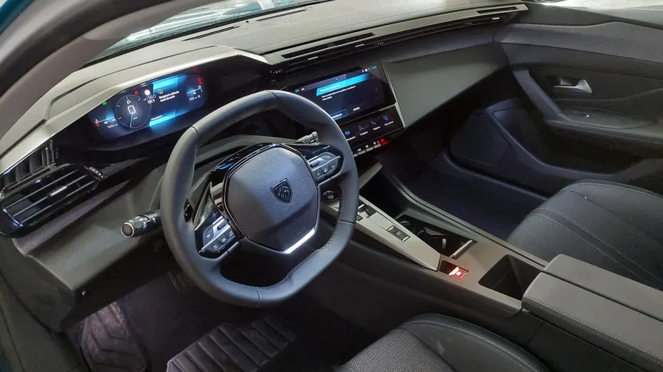 PEUGEOT 308 -