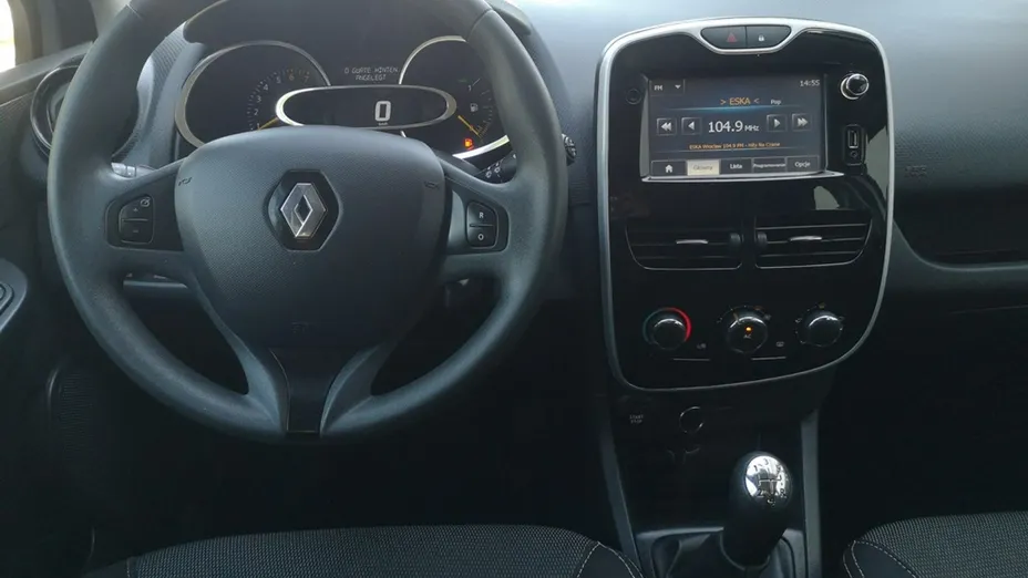 RENAULT Clio -