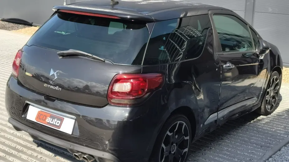 CITROEN DS3 -