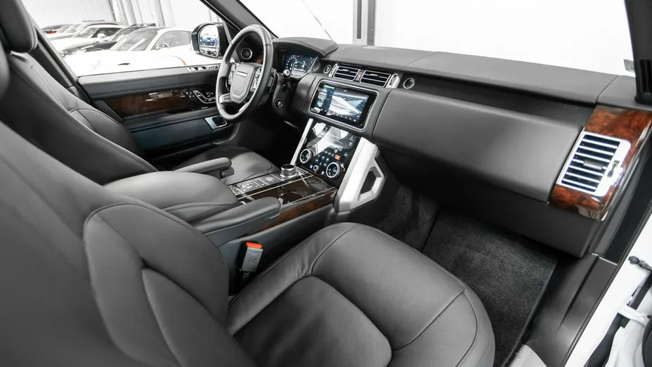 LAND ROVER Range Rover -