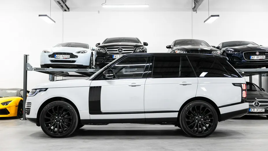 LAND ROVER Range Rover -