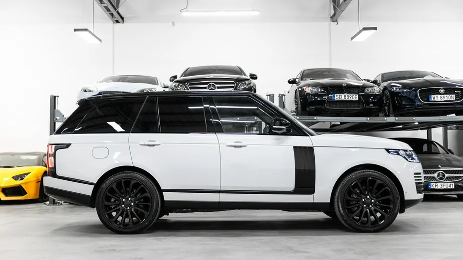 LAND ROVER Range Rover -