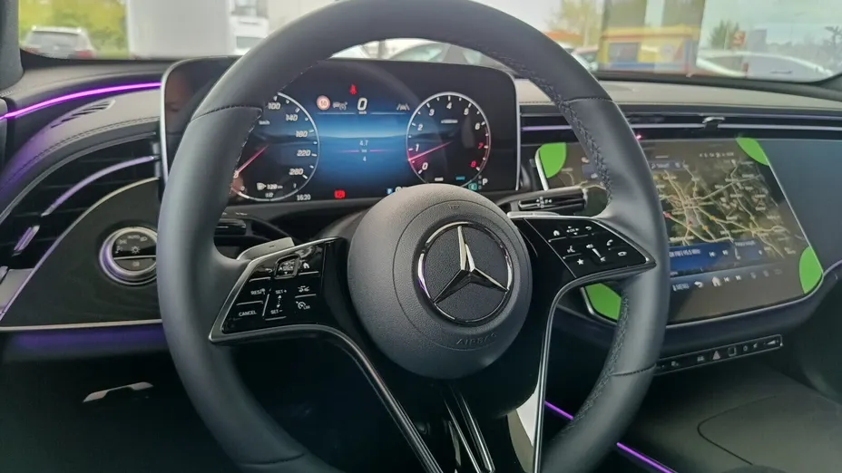 MERCEDES-BENZ E Klasa E 200 mHEV 4-Matic Exclusive 9G-Tronic