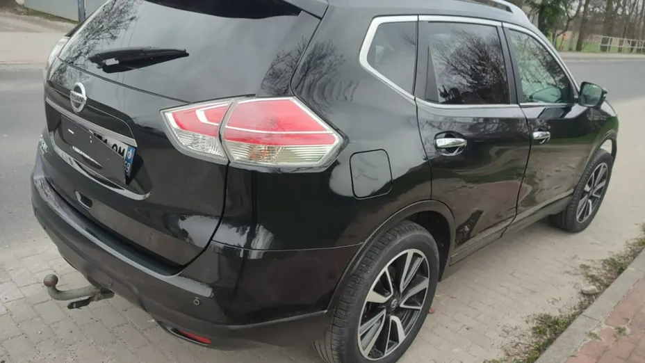 NISSAN X-Trail -