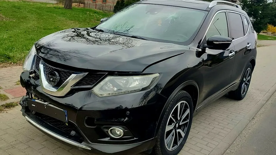 NISSAN X-Trail -