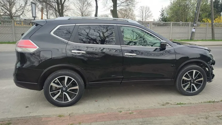 NISSAN X-Trail -