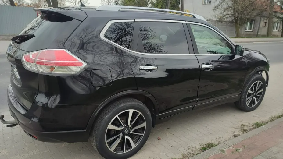 NISSAN X-Trail -