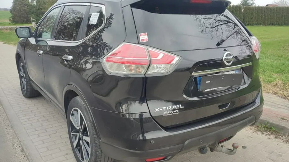 NISSAN X-Trail -
