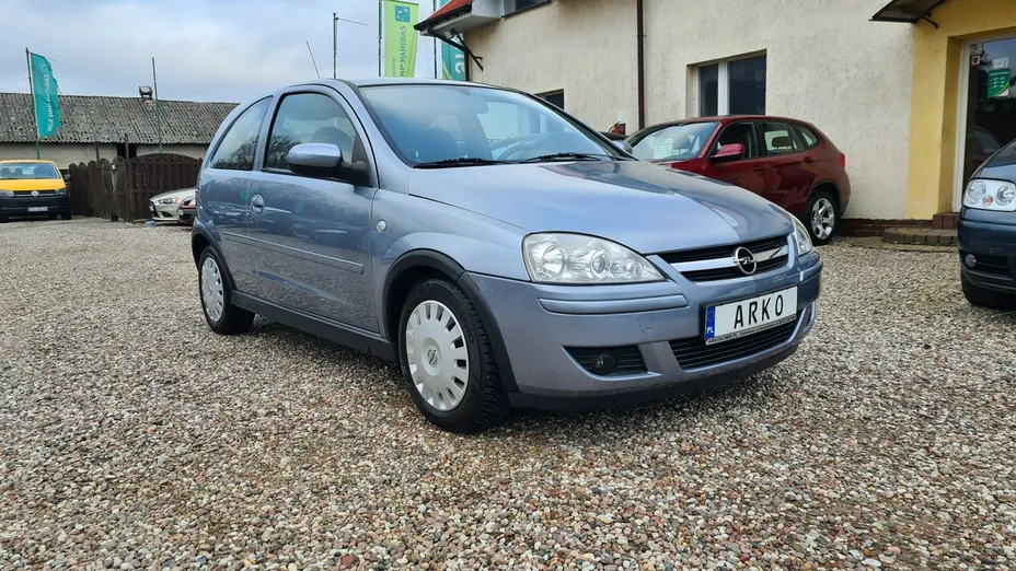 OPEL Corsa -
