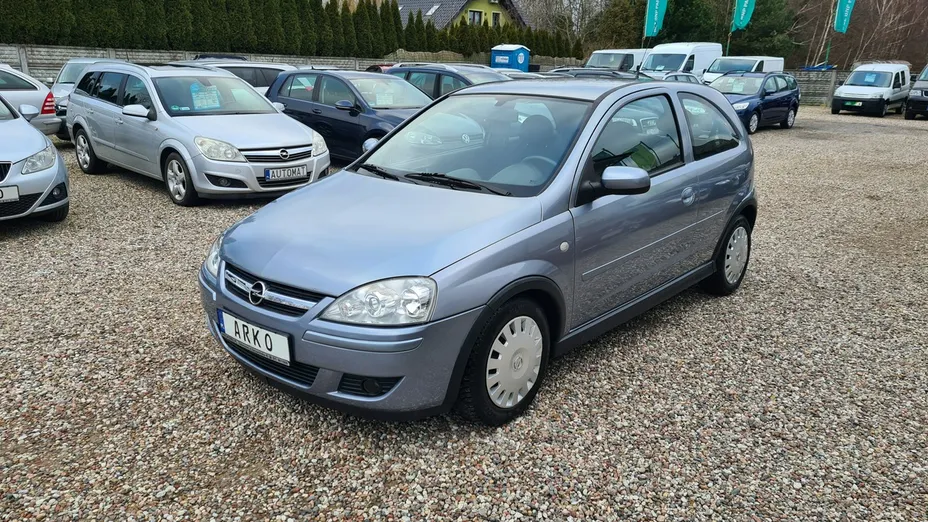 OPEL Corsa -