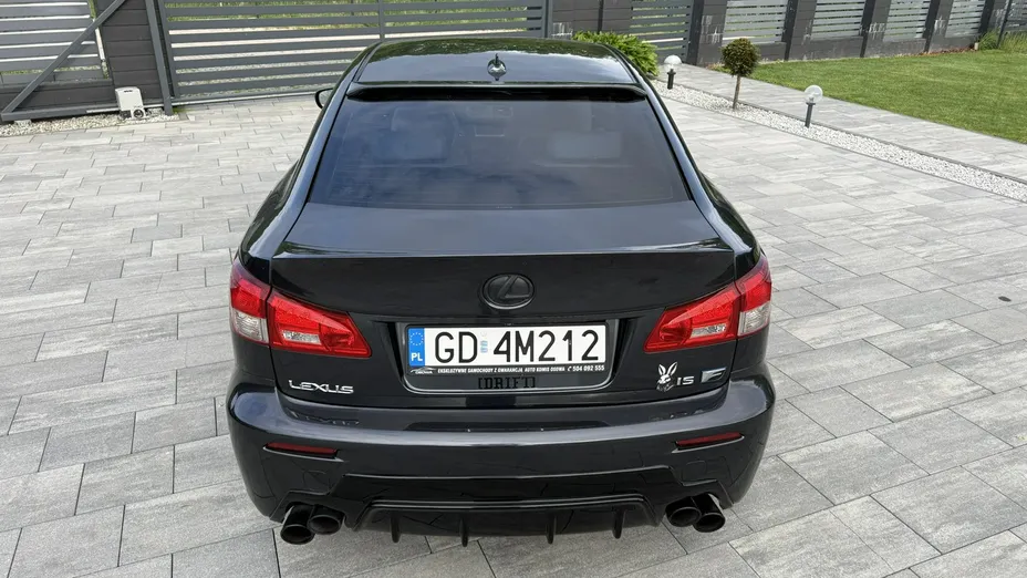 LEXUS IS -