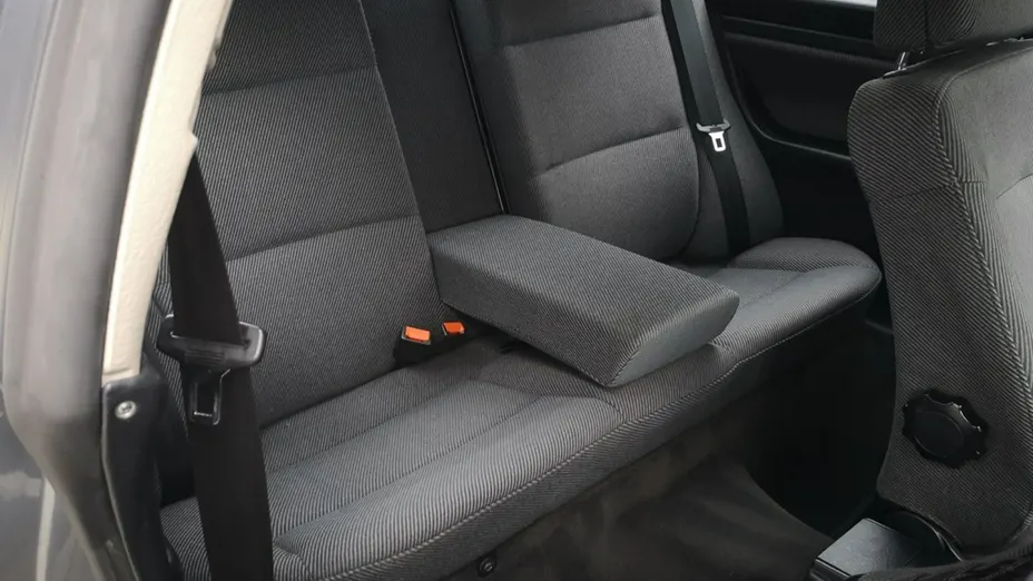 AUDI Coupe -