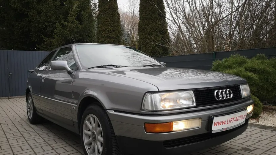 AUDI Coupe -