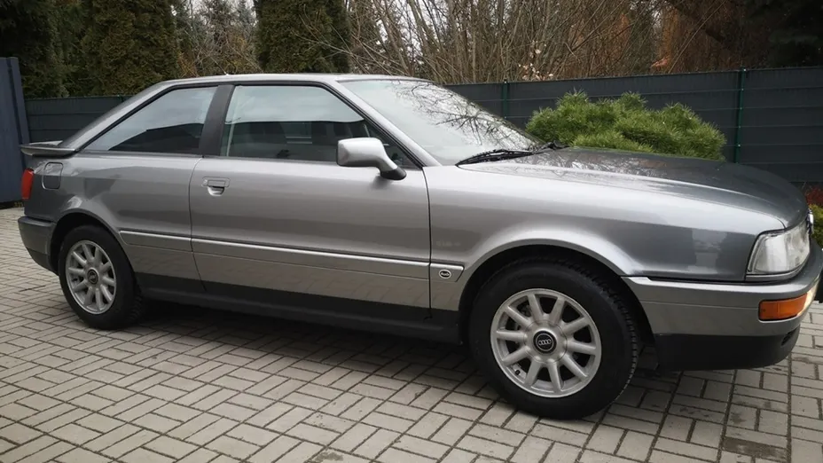AUDI Coupe -