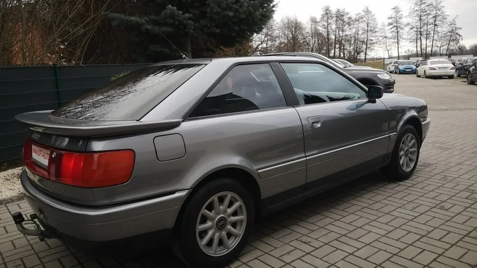 AUDI Coupe -