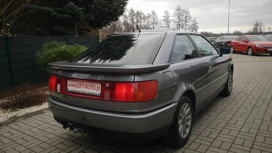 AUDI Coupe -