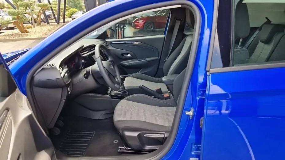 OPEL Corsa -