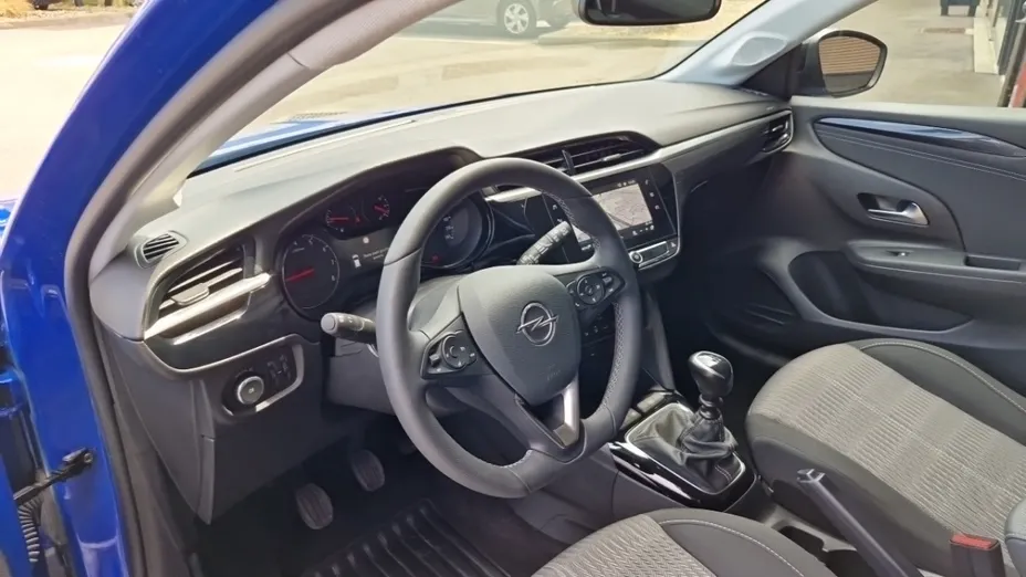 OPEL Corsa -