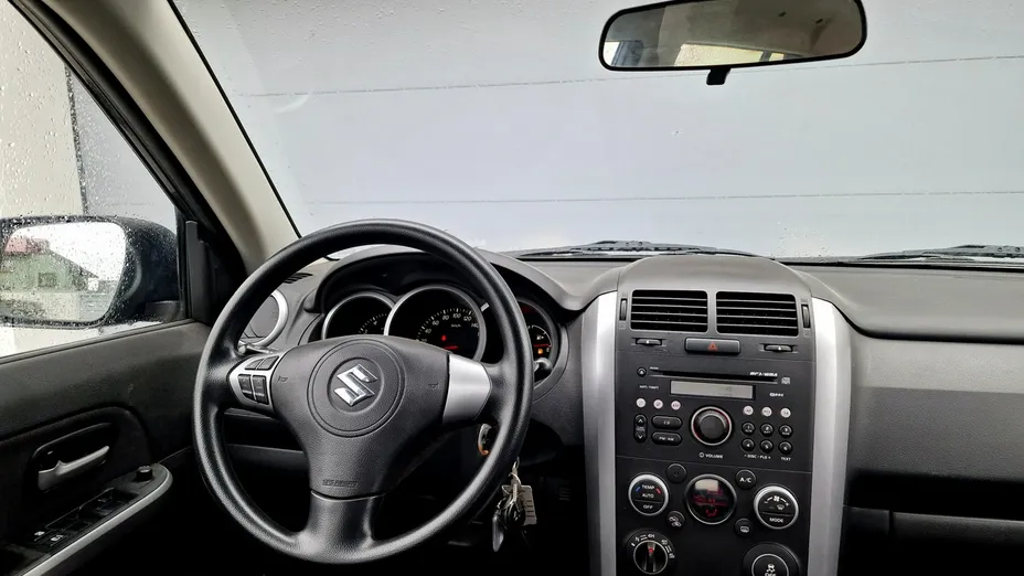 SUZUKI Grand Vitara -
