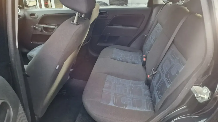 FORD Fiesta -