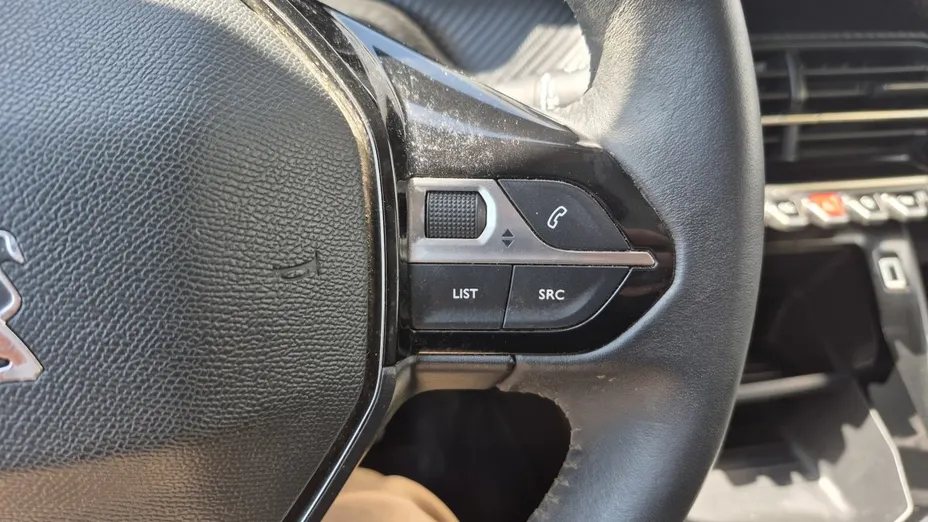 PEUGEOT 2008 -