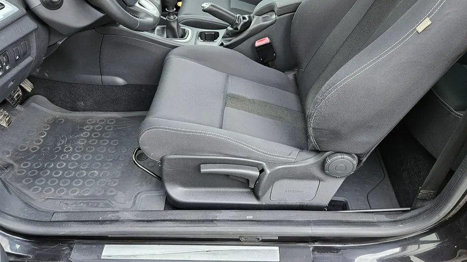 RENAULT Megane -