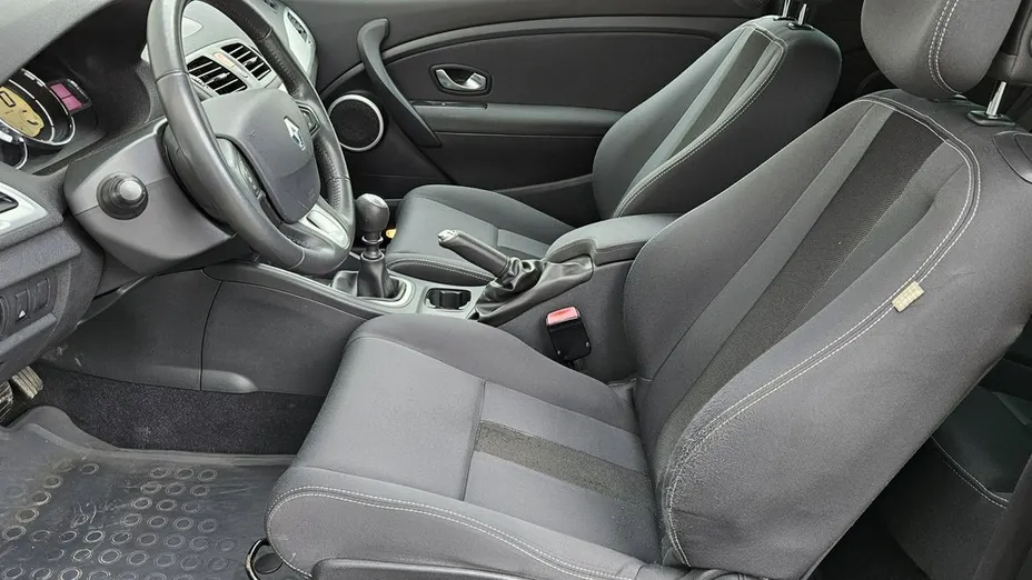 RENAULT Megane -