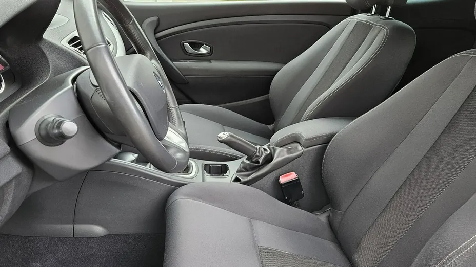 RENAULT Megane -