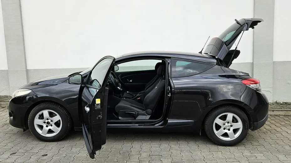 RENAULT Megane -